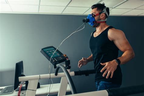 Altitude Training Benefits Cycling VO2max Gains for Skiing